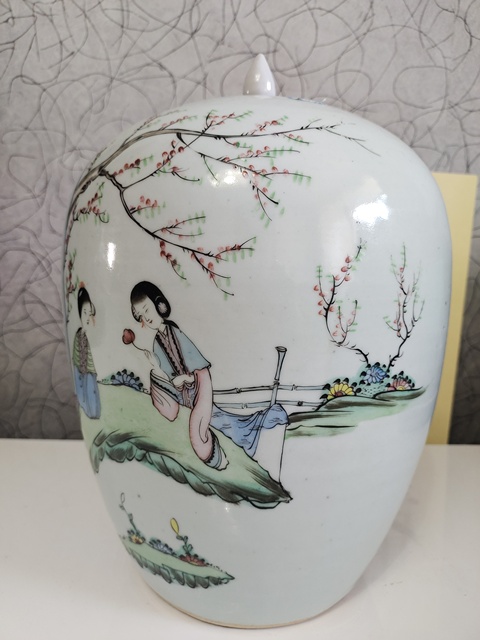 古玩陶瓷仕女紋冬瓜罐拍賣，當(dāng)前價(jià)格2500元