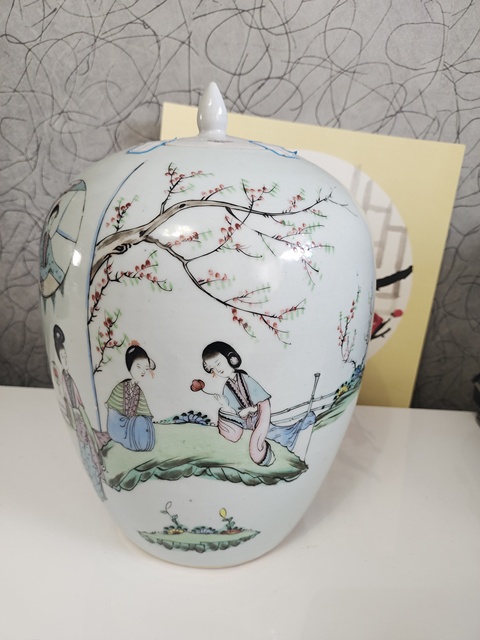 古玩陶瓷仕女紋冬瓜罐拍賣，當(dāng)前價(jià)格2500元