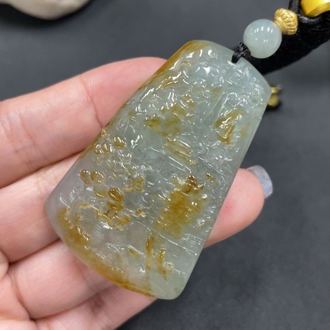 古玩玉器59天然翡翠雕刻山水紋飾牌(正冰種) 配證書拍賣,當前價格980元
