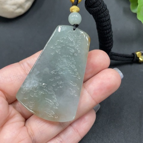 古玩玉器59天然翡翠雕刻山水紋飾牌(正冰種) 配證書拍賣,當前價格980元