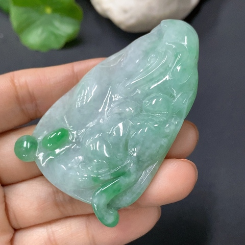 古玩玉器精品天然翡翠冰種雕刻花卉紋飾佩 配證書拍賣,當前價格1580元