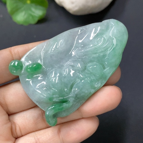 古玩玉器精品天然翡翠冰種雕刻花卉紋飾佩 配證書拍賣,當前價格1580元