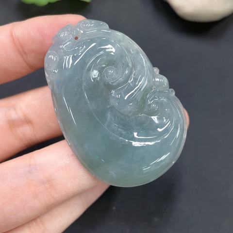 古玩玉器64天然翡翠雕刻如意紋飾掛墜（正冰種） 配證書拍賣，當前價格260元