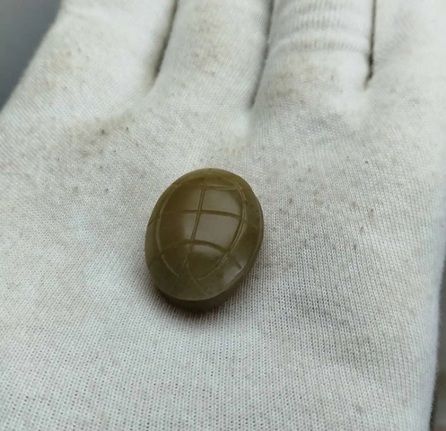 古玩玉器新疆和田玉雕糖料.富甲天下吊墜拍賣，當前價格600元