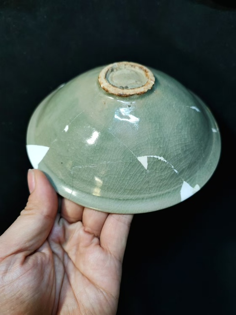 古玩陶瓷宋·青釉刻纏枝花卉紋盞拍賣,當前價格3980元