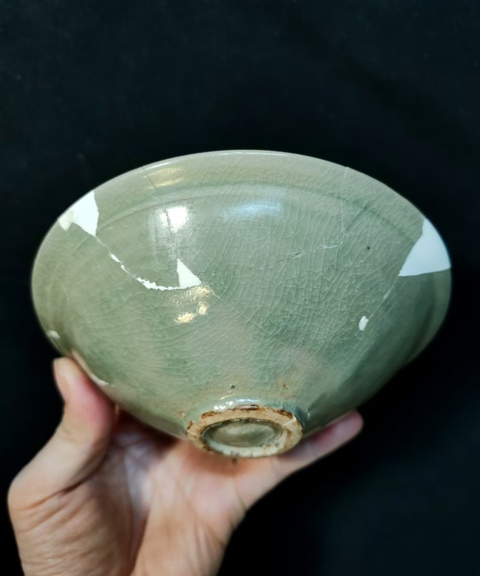 古玩陶瓷宋·青釉刻纏枝花卉紋盞拍賣,當前價格3980元