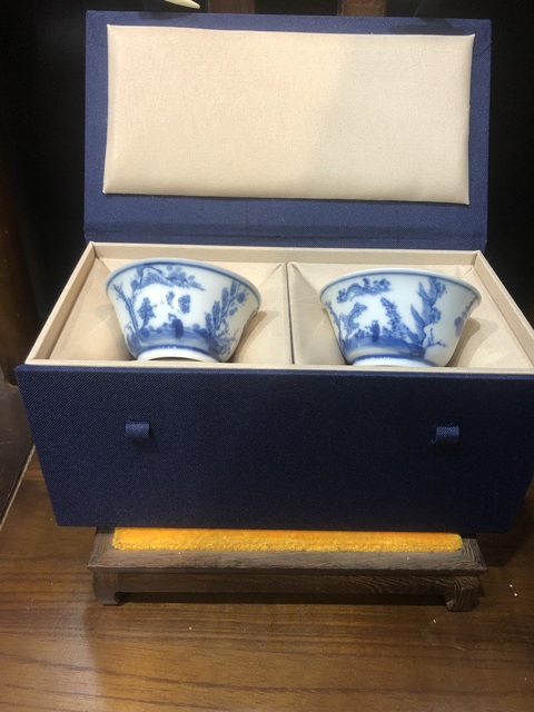古玩陶瓷(精品品茗杯)清·康熙·訪友圖·青花品茗杯一對拍賣,當前價格2124元