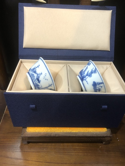 古玩陶瓷(精品品茗杯)清·康熙·訪友圖·青花品茗杯一對拍賣,當前價格2124元