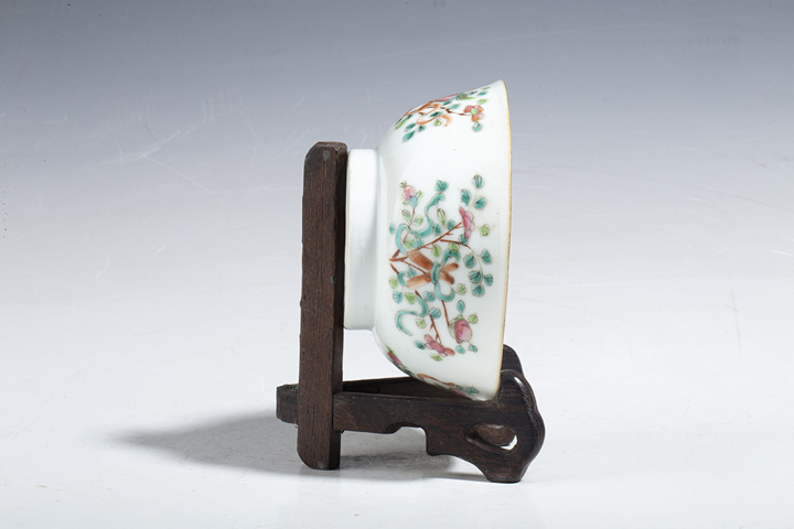 古玩陶瓷晚清·粉彩暗八仙紋小碗拍賣,當(dāng)前價(jià)格1588元