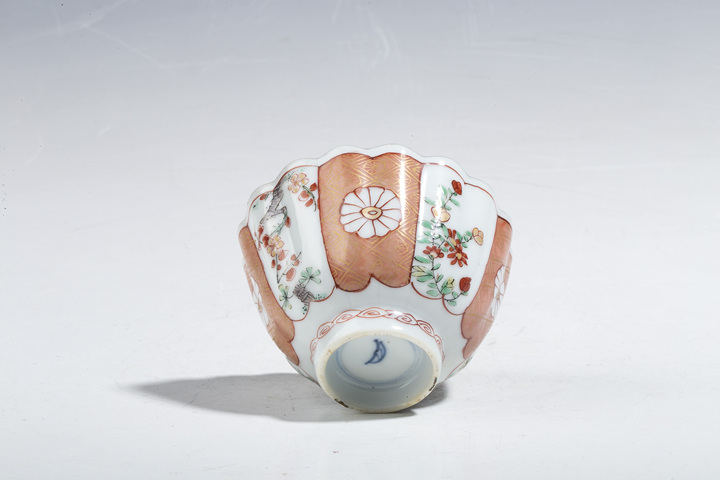 古玩陶瓷清康熙·五彩開窗花卉紋花口杯碟拍賣，當(dāng)前價(jià)格4600元