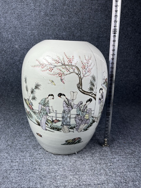 古玩陶瓷粉彩桃花美女冬瓜罐拍賣,當前價格1999元