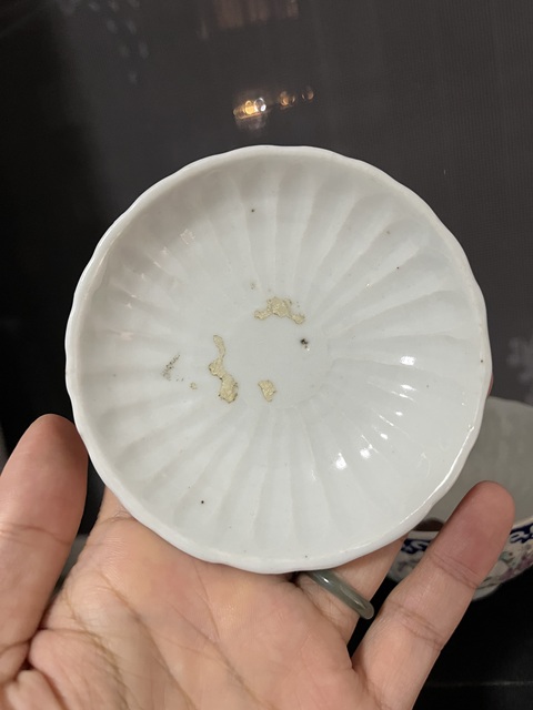 古玩陶瓷粉彩人物故事瓜棱蓋碗拍賣，當前價格1888元