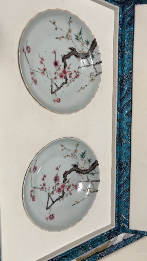 古玩陶瓷粉彩梅花紋花口盤拍賣,當前價格15000元