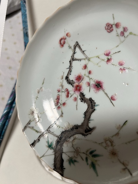 古玩陶瓷粉彩梅花紋花口盤拍賣,當前價格15000元