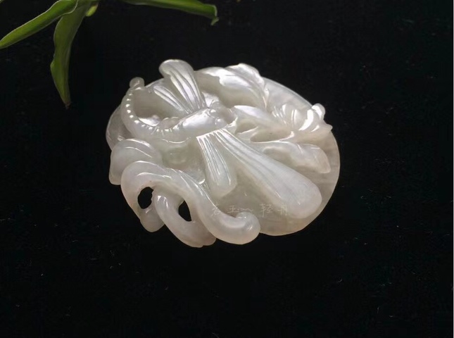 古玩玉器清代和田玉雕“蜻蜓佩”拍賣,當前價格26000元