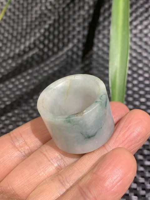 古玩玉器翡翠雕“素紋扳指”拍賣,當前價格3000元