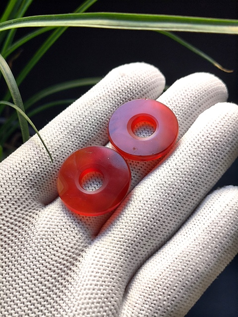 古玩玉器清代紅瑪瑙“平安扣”拍賣，當前價格350元