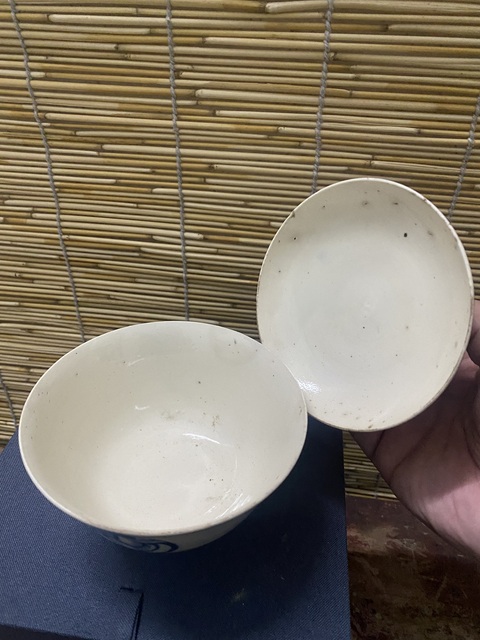 古玩陶瓷明代小鳥蓋盒拍賣,當(dāng)前價(jià)格288元