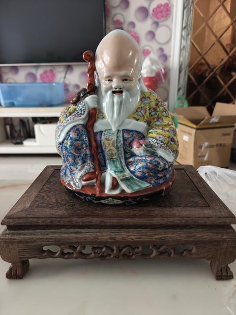 古玩陶瓷粉彩壽星造像拍賣,當前價格3500元