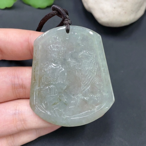 古玩玉器68天然翡翠掛件拍賣,當前價格230元