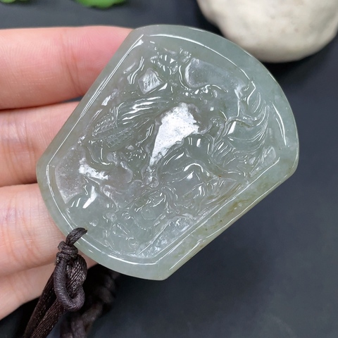 古玩玉器68天然翡翠掛件拍賣,當前價格230元