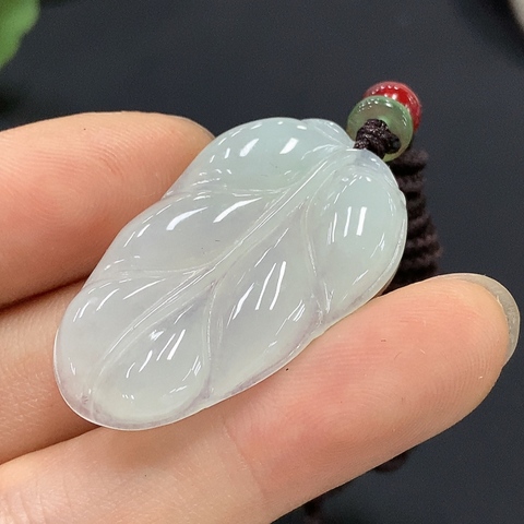 古玩玉器71天然翡翠葉型掛墜拍賣，當前價格270元
