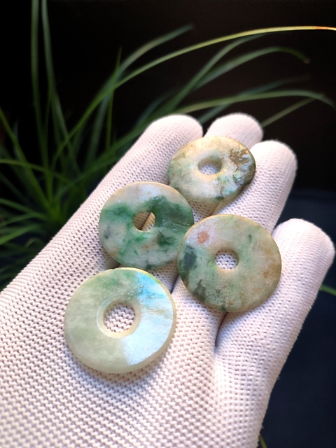 古玩玉器清代天然翡翠“平安扣”拍賣,當前價格480元