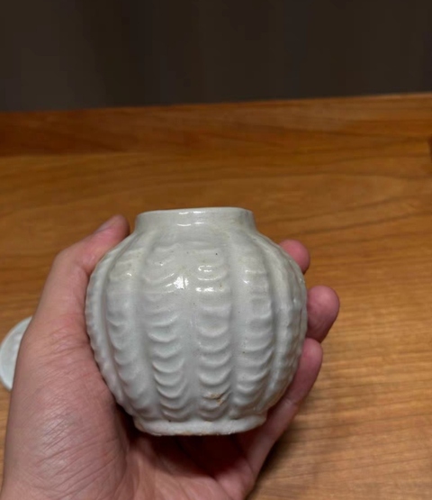 古玩陶瓷宋元湖田系青白釉魚簍罐拍賣，當前價格2800元