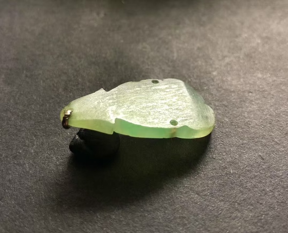 古玩玉器清代天然翡翠“觀音”掛件拍賣，當前價格19000元