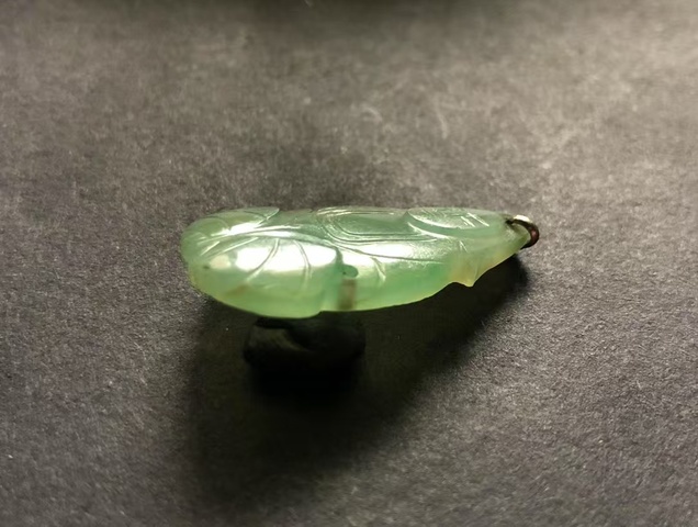 古玩玉器清代天然翡翠“觀音”掛件拍賣，當前價格19000元