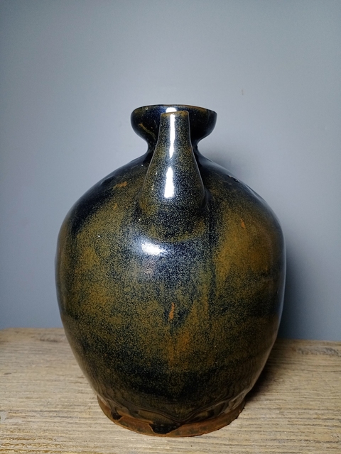 古玩陶瓷磁州窯窯變黑釉執(zhí)壺拍賣(mài),當(dāng)前價(jià)格1300元
