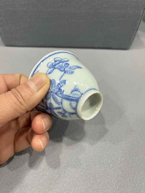 古玩陶瓷青花花卉紋杯拍賣,當前價格3500元