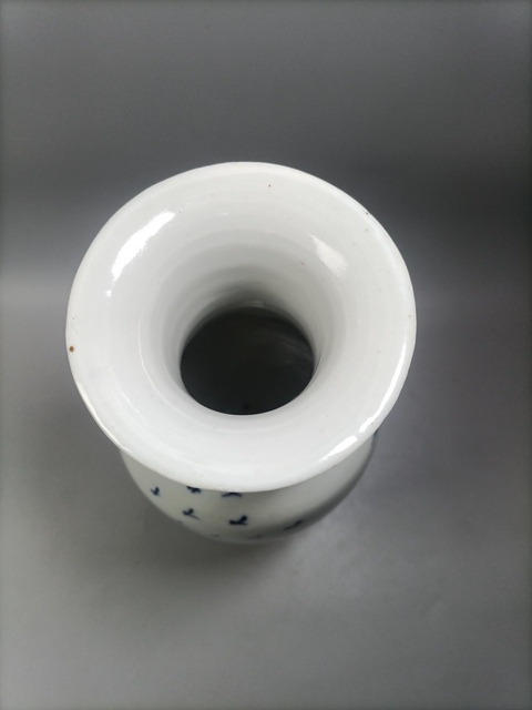 古玩陶瓷晚清青花山水樓閣紋羅漢瓶拍賣,當前價格2780元