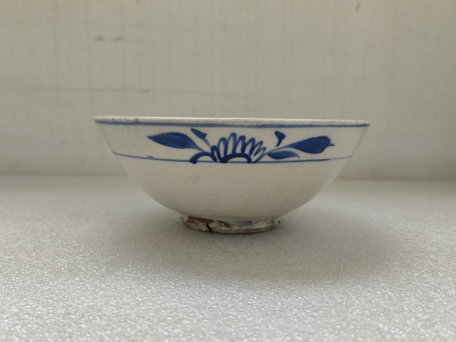 古玩陶瓷青花花卉紋碗拍賣,當前價格398元