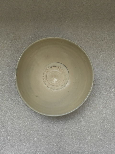 古玩陶瓷磁州窯淺黃釉茶碗拍賣，當前價格680元
