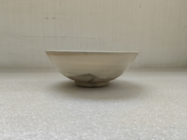 古玩陶瓷磁州窯淺黃釉茶碗拍賣，當前價格680元