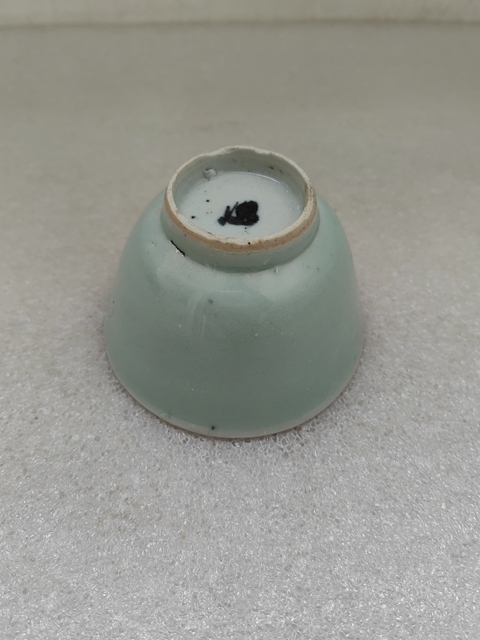 古玩陶瓷豆青釉仰鐘杯拍賣,當(dāng)前價(jià)格450元