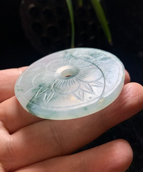 古玩玉器翡翠雕“花卉紋璧”拍賣,當前價格4200元