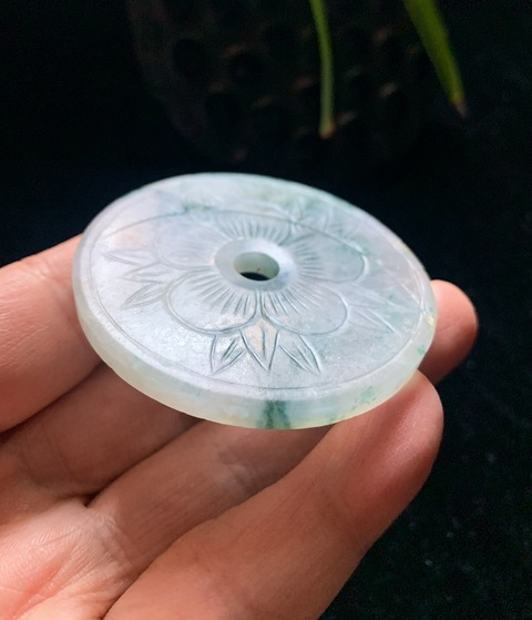 古玩玉器翡翠雕“花卉紋璧”拍賣,當前價格4200元