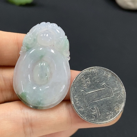 古玩玉器87天然翡翠雕刻福貝掛墜拍賣,當前價格260元