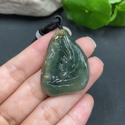 古玩玉器90天然翡翠雕刻悟道題材掛件拍賣,當前價格168元