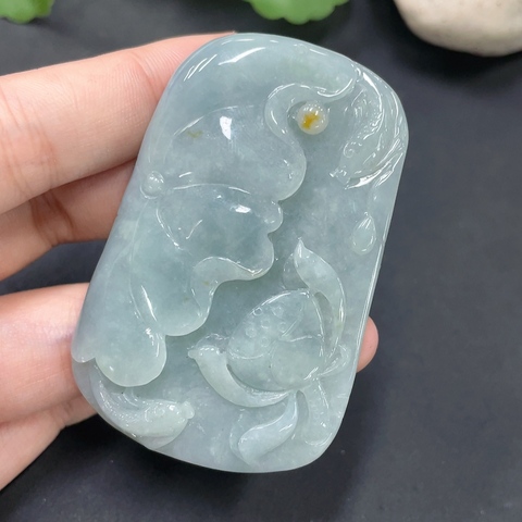 古玩玉器101天然翡翠掛件總重62.741g拍賣，當(dāng)前價(jià)格268元
