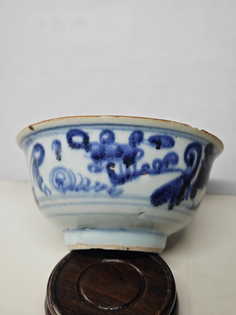 古玩陶瓷明早期青花山水云氣花卉紋茶碗拍賣,當前價格6789元