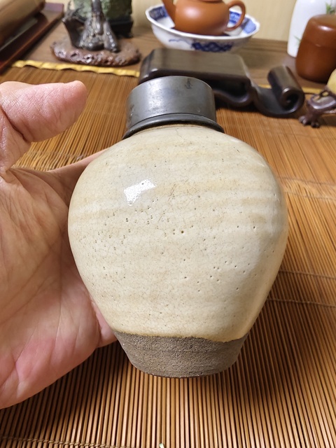 古玩陶瓷清晚 地方窯白釉罐茶葉罐拍賣,當前價格1680元