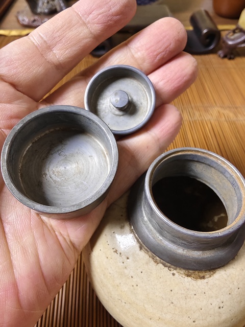 古玩陶瓷清晚 地方窯白釉罐茶葉罐拍賣,當前價格1680元