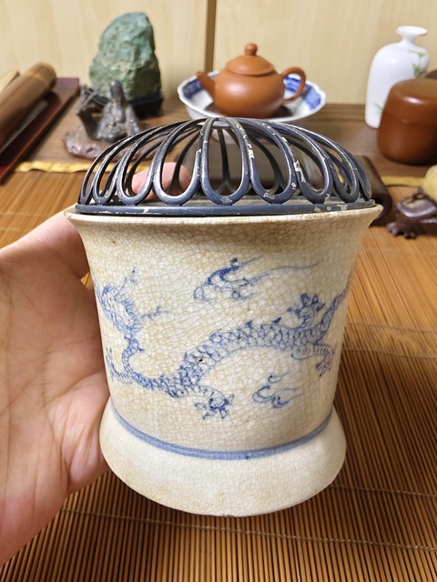 古玩陶瓷哥釉青花龍紋香爐拍賣，當前價格1980元