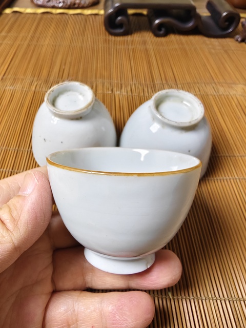 古玩陶瓷清晚 白釉仰鐘杯主人杯拍賣,當前價格98元