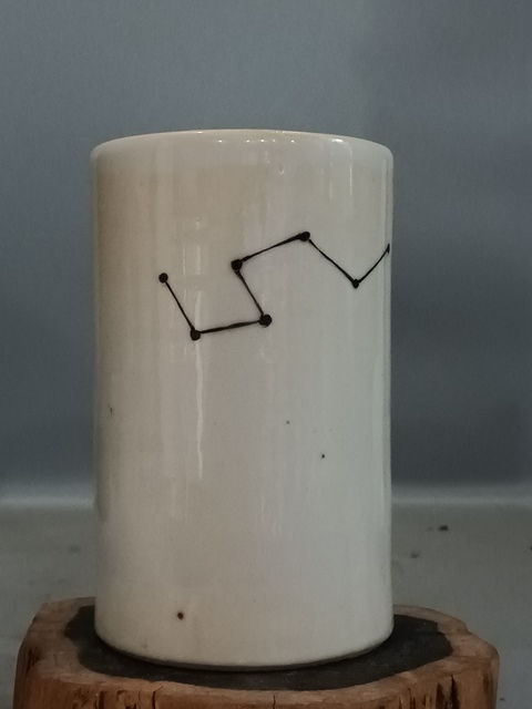 古玩陶瓷魁星點斗筆筒拍賣,當前價格0元