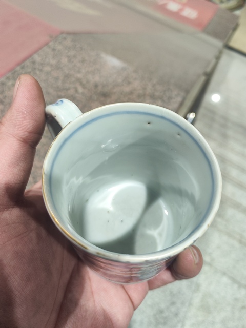 古玩陶瓷青花礬紅描金杯拍賣，當(dāng)前價(jià)格1600元