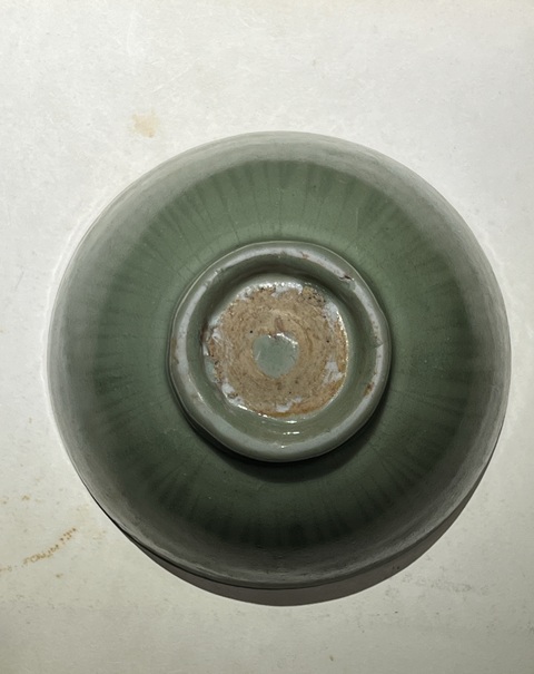 古玩陶瓷元代·龍泉青瓷花卉紋茶碗拍賣,當前價格20000元